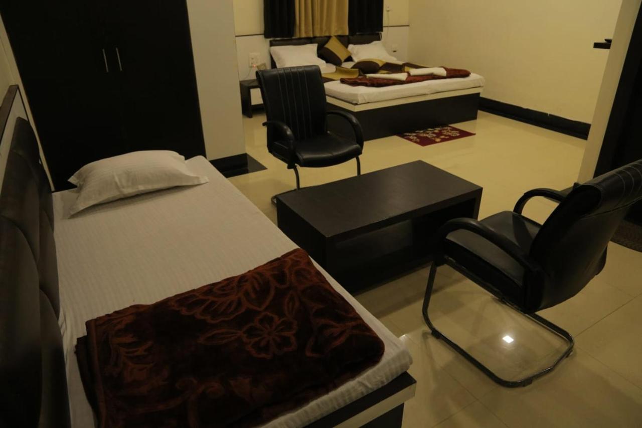 Venus Hotel 5 Minute Walking Distance From Dargah Ατζμέρ Εξωτερικό φωτογραφία